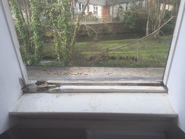 painter and decorator winchester, interior painter, exterior painter, painters, decorators, painting services, sash window repairs, carpentry, commercial painting, building maintanence, winchester, southampton, hampshire, wiltshire, surrey, oxfordshire