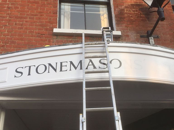 painter and decorator winchester, interior painter, exterior painter, painters, decorators, painting services, sash window repairs, carpentry, commercial painting, building maintanence, winchester, southampton, hampshire, wiltshire, surrey, oxfordshire