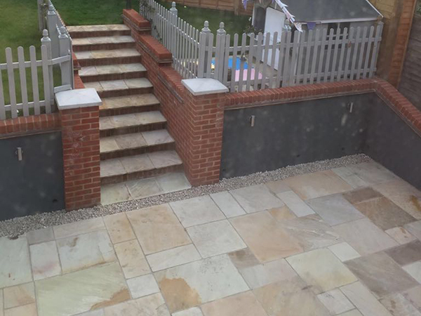 painter and decorator winchester, interior painter, exterior painter, painters, decorators, painting services, sash window repairs, carpentry, commercial painting, building maintanence, winchester, southampton, hampshire, wiltshire, surrey, oxfordshire