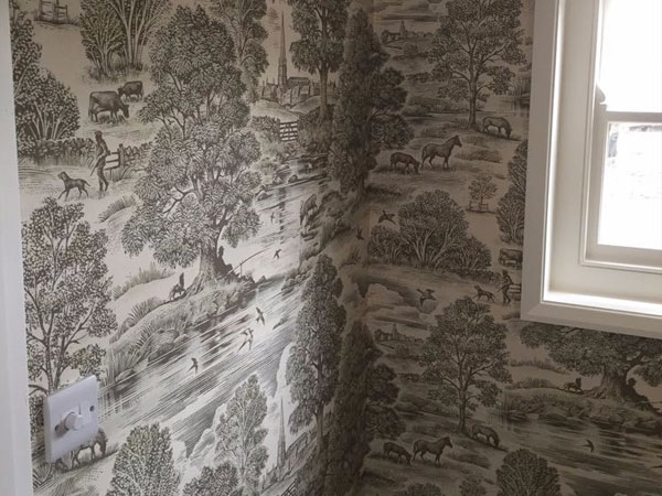 painter and decorator winchester, interior painter, exterior painter, painters, decorators, painting services, sash window repairs, carpentry, commercial painting, building maintanence, winchester, southampton, hampshire, wiltshire, surrey, oxfordshire