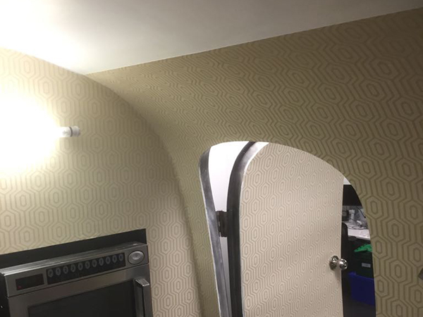 painter and decorator winchester, interior painter, exterior painter, painters, decorators, painting services, sash window repairs, carpentry, commercial painting, building maintanence, winchester, southampton, hampshire, wiltshire, surrey, oxfordshire